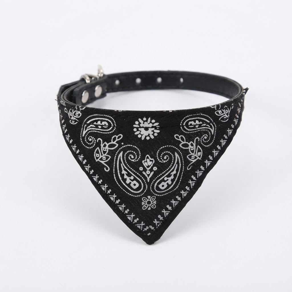 Collier à Foulard pour Animaux – Cuir PU Souple et Ajustable – Look Tendance