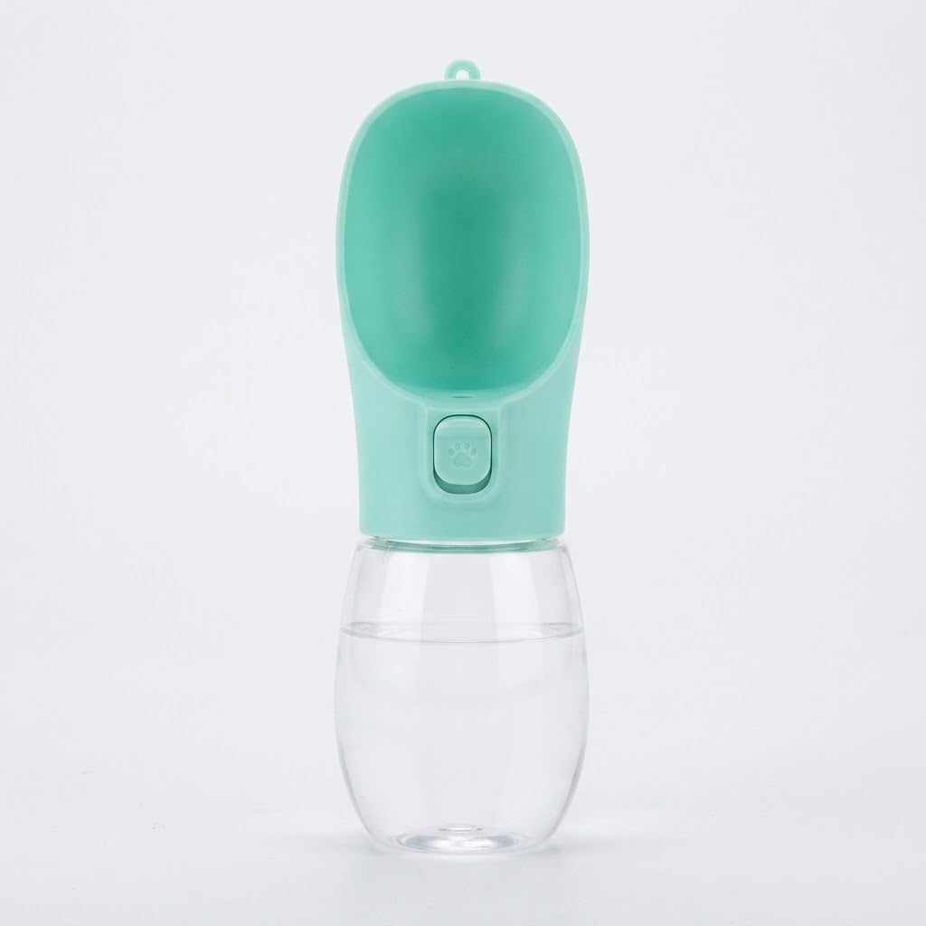 Large Capacity Portable Water Bottle: Hydration for Dogs of All Sizes