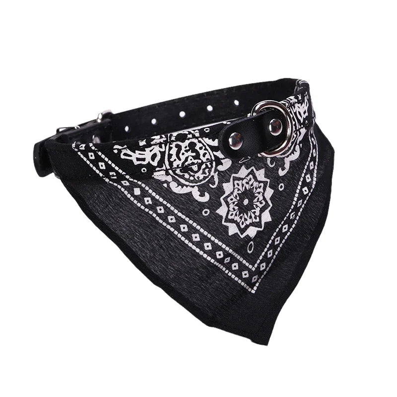 Collier à Foulard pour Animaux – Cuir PU Souple et Ajustable – Look Tendance